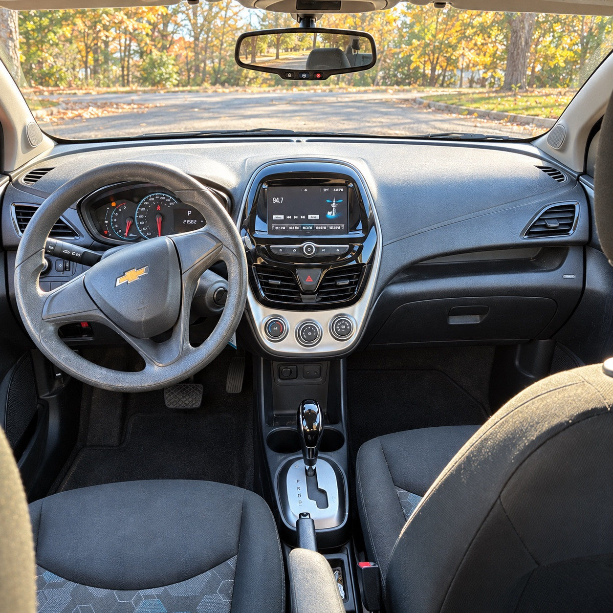 2016 Chevrolet Spark — photo 11