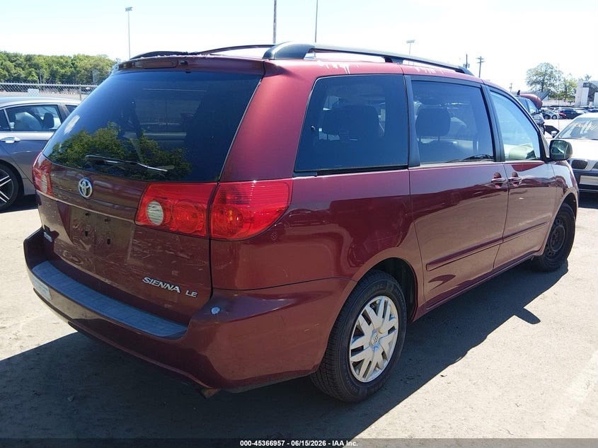 2007 Toyota Sienna — photo 3