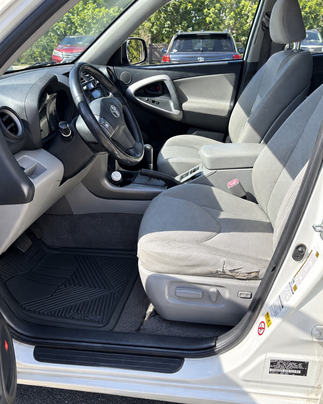 2007 Toyota RAV4 — photo 6